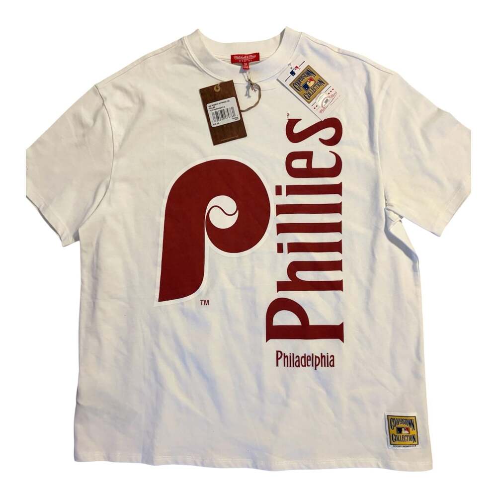 Mitchell & Ness Women's Philadelphia Phillies Cooperstown Collection Boyfriend T